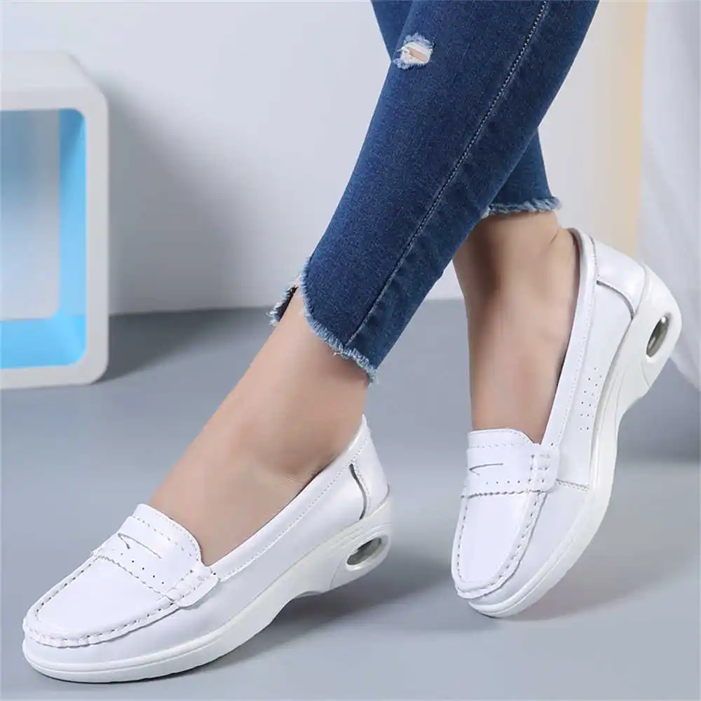 Thick Sole Slipon White Traine - Men'S Hawaiian Formal Wear avaliação e preço